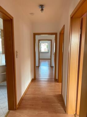 Foto - Schöne 4-Zimmer-Wohnung mit Garten und Autostellplatz