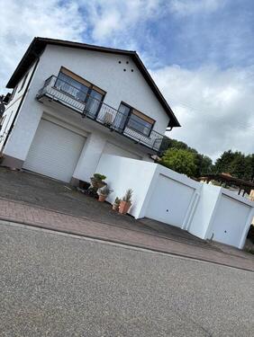 Foto - Haus mit WerkstattHalle zu verkaufen
