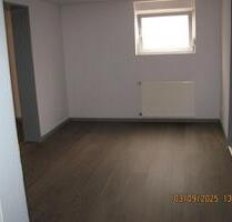 Studio Büro Praxis, 2 Räume, EBK, Bad, 32 qm - Solingen Mitte