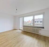 Toll geschnittene 3-Zimmer-Wohnung mit BALKON und Wannenbad in Geismar - Göttingen