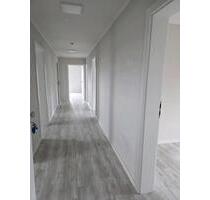 Hochwertig renovierte 5-Zimmer-Dachgeschosswohnung (110 m²) - Seesen