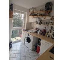 Hell und gepflegt: 2 Zimmer DG Südfriedhof - Kiel