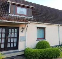 Großzügige DHH mit PV-Anlage und Garten # Ohne Makler - Geschendorf