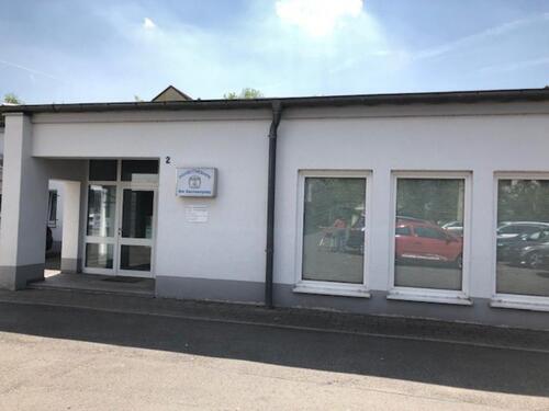 Foto - Vielseitige Büro- oder Praxiseinheit (ehem. Physiotherapie) MIETE