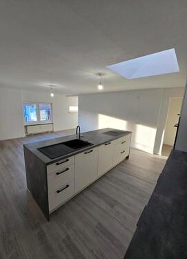 Foto - Gehobene 3 Zimmer Wohnung in Zentrum - Frei nach Kernsanierung