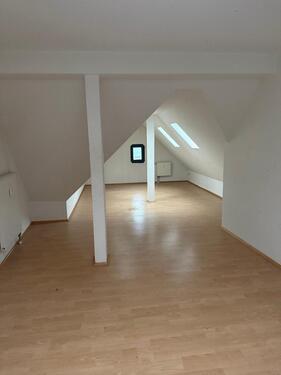 Foto - 3,5 Zimmer Maisonettenwohnung mit Balkon in der Südvorstadt!