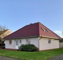 Ankommen und wohlfühlen: Grosszügiger, renovierter Bungalow für die ganze Familie! - Brake (Unterweser)