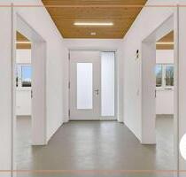 **Moderne Gewerbefläche mit Büros**vielfältige Nutzungsmöglichkeit** - Deisenhausen