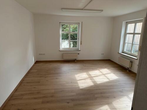 Foto - Büro- Praxisräume in zentraler und ruhiger Lage in Ichenhausen