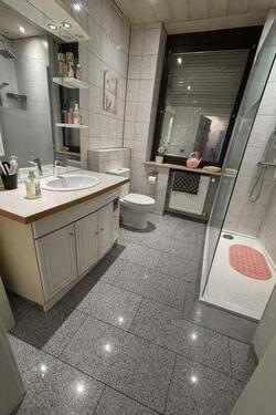 Foto - 3 ZKB mit Terasse, Garten und behindertengerechtem Bad im EG