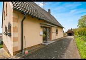 Foto - Einfamilienhaus mit 2 Garagen - 390.000,00&nbsp;EUR Kaufpreis, ca.&nbsp; 154,43&nbsp;m&sup2;
