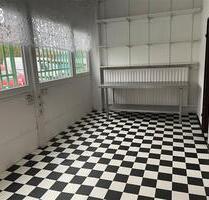Günstiges Büro Kehl - 200,00 EUR Kaltmiete, ca.  17,00 m² in Kehl (PLZ: 77694)
