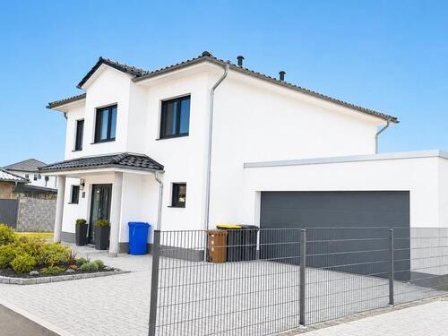 Foto - Haus aus 2022 mit 153 m² und Doppelgarage direkt zum EINZIEHEN!