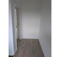 Verm. 3 Zimmerwohnung, mit Gäste-WC u. großem Balkon. - Rot am See