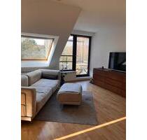 2-Zimmer-Dachgeschosswohnung mit Balkon & TG-Stellplatz - Düsseldorf Stadtbezirk 7