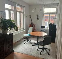 Therapieraum mit Massageliege zu Vermieten - Freiburg im Breisgau