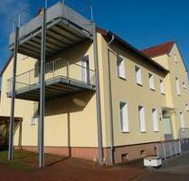 Voll möblierte 40 qm 2 ZKB Single Wohnung - Merchweiler