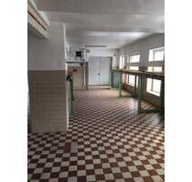 Beheizbare Lagerfläche ca 220qm in Niederbergheim zu vermieten - Warstein