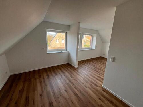 Foto - Sanierte 2,5 Zimmer Wohnung mit Terrasse und Stellplatz