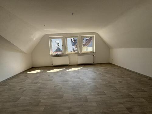 Foto - Dachgeschoßwohnung in Homberg (Ohm) zur Miete