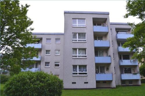 Foto - 4 ZKB Wohnung mit Balkon in der Mitte von Baunatal, am Rand vom Marktplatz ( BTL-AdB10-1MR )