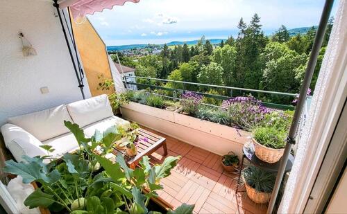 Foto - Helle 2-Zimmer-Wohnung mit Balkon, Einbauküche & Garage (Zentrum)