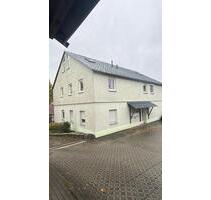 schöne kleine Wohnung im Süden von Chemnitz zu vermieten