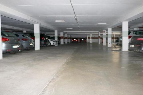 Foto - Tiefgaragenstellplatz Paunsdorf – Nähe Paunsdorf Center – 80 € VB