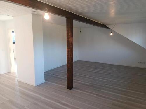 Foto - Kernsanierte moderne helle Wohnung mit großer Dachterasse & Küche