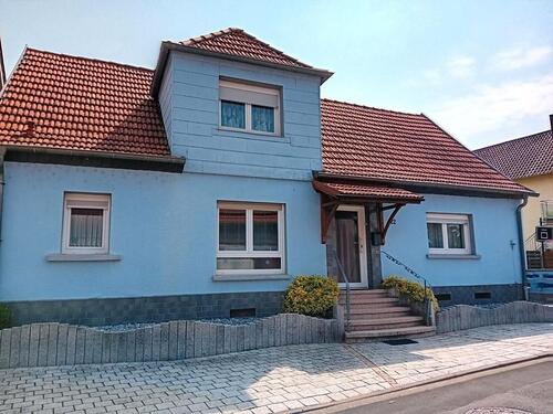 Foto - Einfamilienhaus in Steinwenden, renovierungsbedürftig