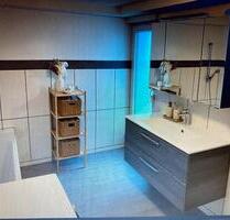 Schöne neu renovierte 4 Zimmerwohnung 120m2 in Bad Endbach