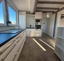 Helle 2-Zimmer-altbau-Wohnung mit EBK in Hennef - Hennef (Sieg)