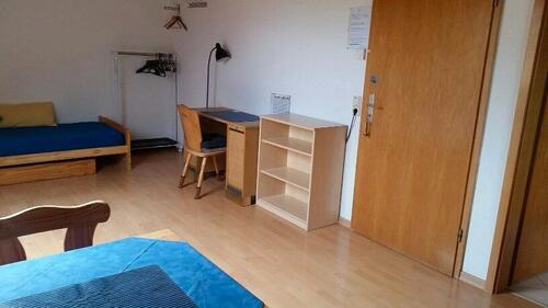 Foto - 1-Zimmer mit eigenem BadWC und Pantry Küche