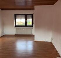 Mietwohnung - 950,00&nbsp;EUR Kaltmiete, ca.&nbsp; 100,00&nbsp;m&sup2; in Gückingen (PLZ: 65558)