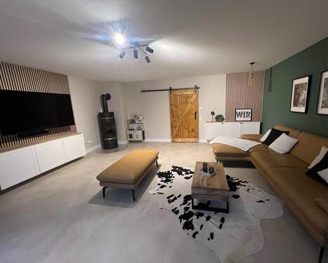 Foto - Moderne Doppelhaushälfte mit Pool, Sauna und Kaminofen