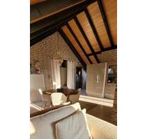 Dachgeschosswohnung mit Flair in Bergheim Zieverich zu vermieten.