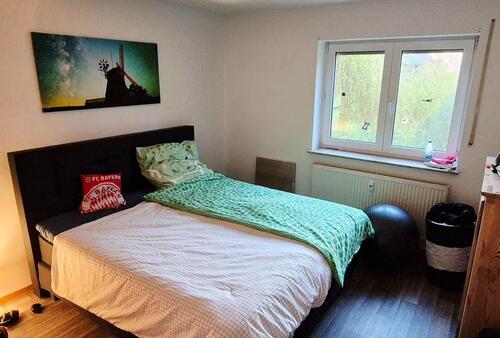 Foto - Hochparterre in Stegaurach zur Miete