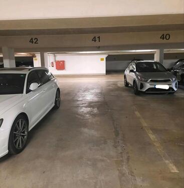 Foto - Gut gelegener Tiefgaragenstellplatz nahe Universität und Hbf