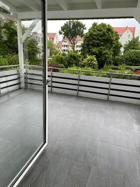 Foto - 4-Zimmer WHG mit Balkon, Küche + Blick ins Grüne (WG-geeignet)