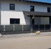 Doppelhaushälfte - 1.350,00 EUR Kaltmiete, ca.  110,00 m² in Niederwinkling (PLZ: 94559)