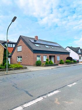 Foto - Provisionsfrei, Modernisiertes Zweifamilienhaus in Rheine