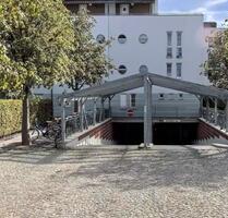 trockener, gut belüfteter & Videoübewachter TGstellplatz - Regensburg Ganghofersiedlung
