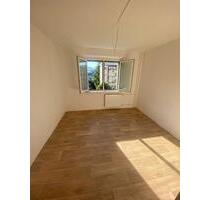 Renovierte 3-Raum-Wohnung mit Balkon - Zella-Mehlis