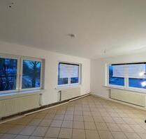 WIESMOOR ZENTRUM 4 Zimmer, Küche, Bad