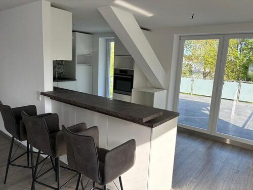 Foto - Moderne, helle 3-Zimmer-Wohnung mit Dachterrasse