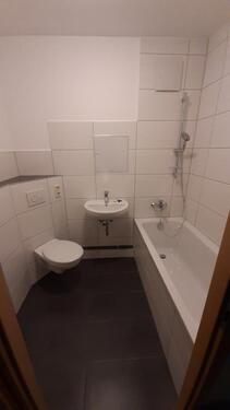 Foto - Renovierte 3-Raum-Wohnung mit Balkon in guter Wohnlage