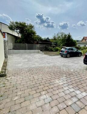 Foto - PKW-Stellplatz in der City! - 45,00&nbsp;EUR Miete,