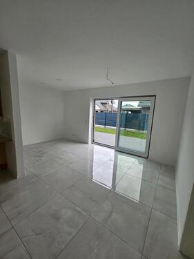 Foto - Mietwohnung in Neuscharrel - 750,00&nbsp;EUR Kaltmiete, ca.&nbsp; 65,00&nbsp;m&sup2;