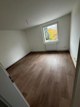 Foto - 3Zimmer Wohnung mit Gartenanteil (2025 Kernsaniert)