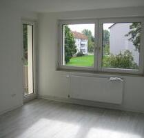 Erdgeschlosswohnung in guter Lage mit saniertem Wannenbad - Hannover Buchholz-Kleefeld